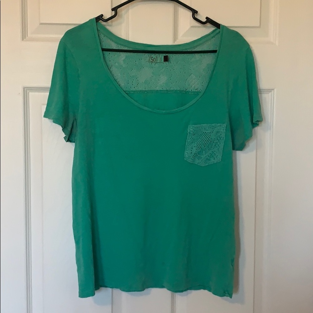 Green tee shirt